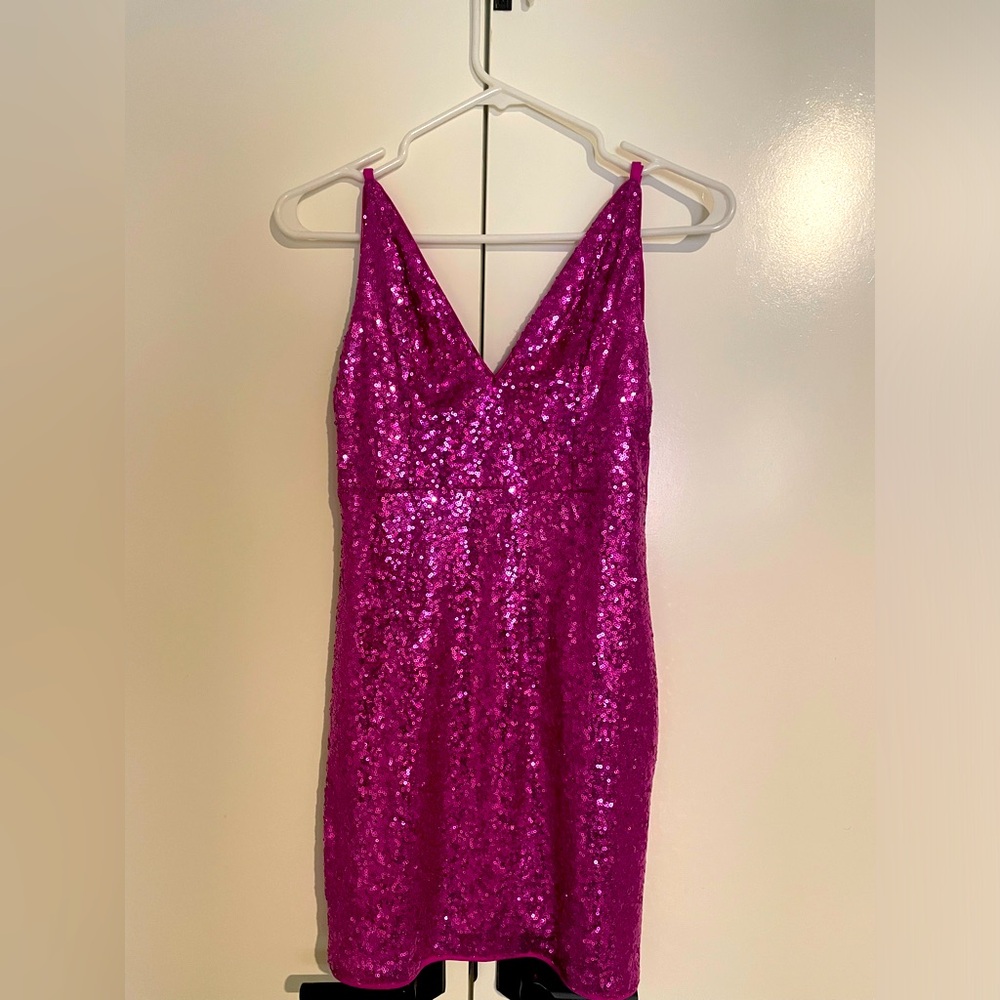 Short fuchsia pink sparkle dress